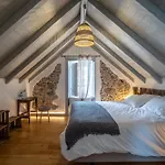 Bed & Breakfast Galega Silveira (Lisbon)