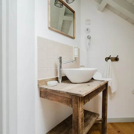 Galega Bed & Breakfast 3*
